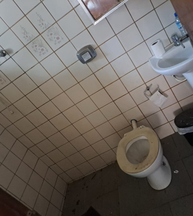 C3678 3.jpg